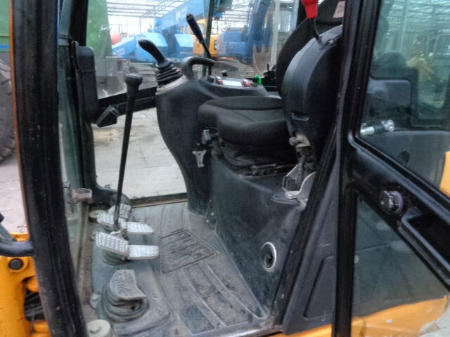 JCB 8018 - Mini ekskavatör: fotoğraf 2 JCB 8018 - Mini ekskavatör: fotoğraf 2