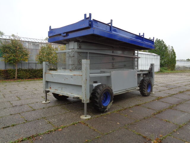 Liftlux SL172-24D4WD - Makasli platform: fotoğraf 5 Liftlux SL172-24D4WD - Makasli platform: fotoğraf 5