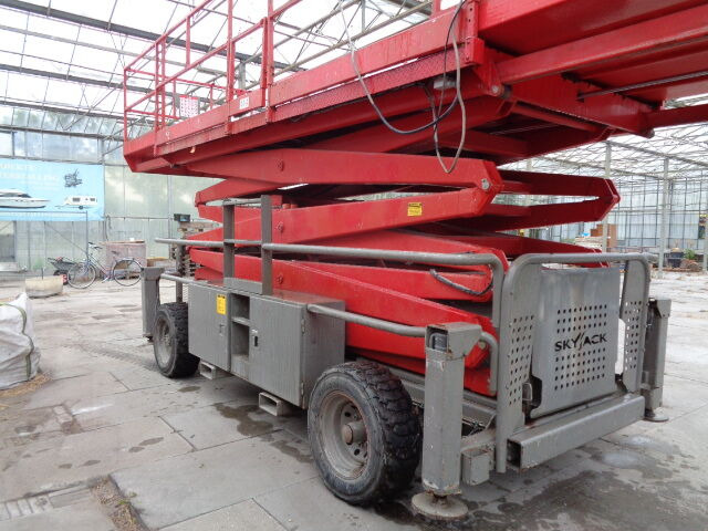 Skyjack SJ9250 - Makasli platform: fotoğraf 4 Skyjack SJ9250 - Makasli platform: fotoğraf 4