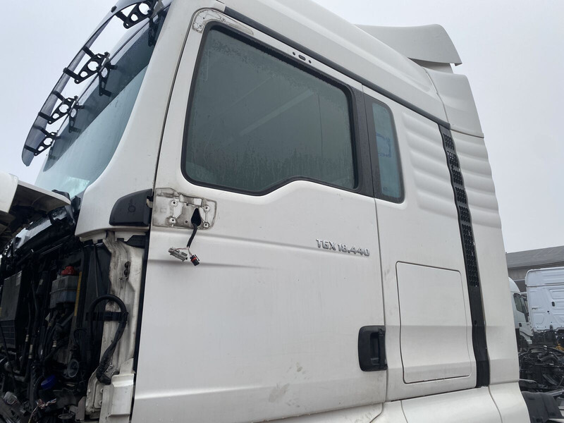 MAN TGX - Kapı ve yedek parça - Kamyon: fotoğraf 1 MAN TGX - Kapı ve yedek parça - Kamyon: fotoğraf 1
