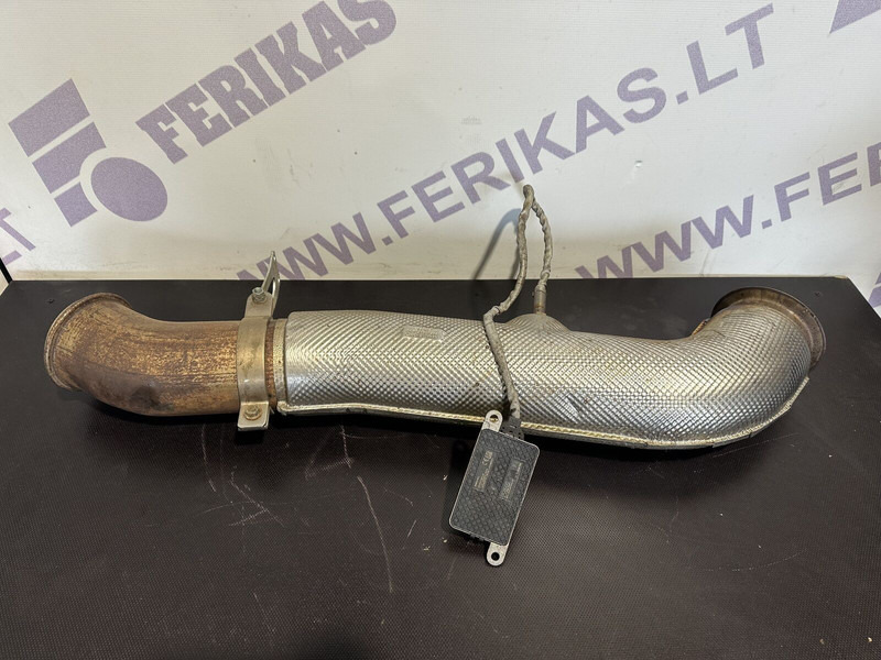 MAN exhaust pipe with NOX sensor - Egzoz borusu - Kamyon: fotoğraf 1 MAN exhaust pipe with NOX sensor - Egzoz borusu - Kamyon: fotoğraf 1