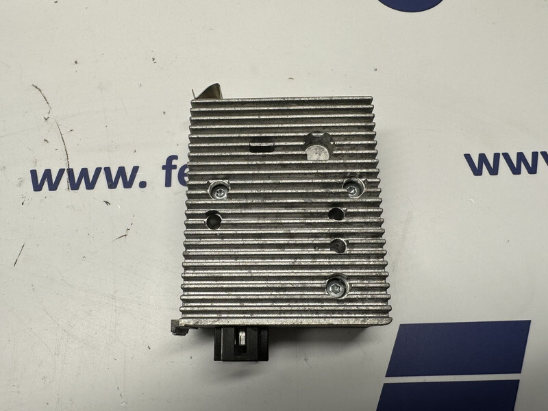 Mercedes-Benz Actros MP4 - Elektrik sistemi - Kamyon: fotoğraf 1 Mercedes-Benz Actros MP4 - Elektrik sistemi - Kamyon: fotoğraf 1