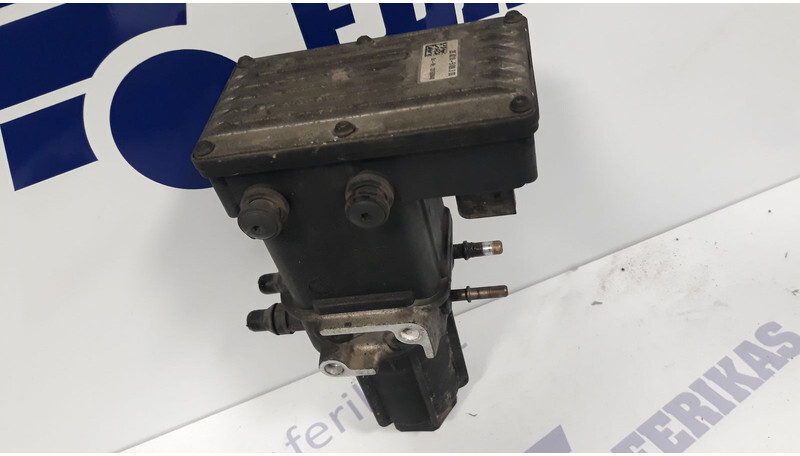 Mercedes-Benz Actros MP4 - Egzoz sistemi - Kamyon: fotoğraf 1 Mercedes-Benz Actros MP4 - Egzoz sistemi - Kamyon: fotoğraf 1