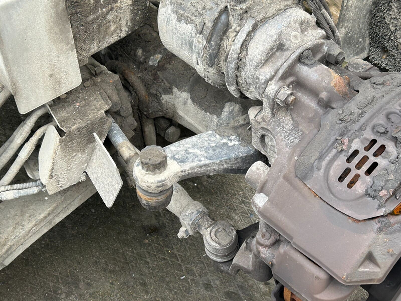 Scania tag axle AM602SA - Arka aks - Kamyon: fotoğraf 5 Scania tag axle AM602SA - Arka aks - Kamyon: fotoğraf 5