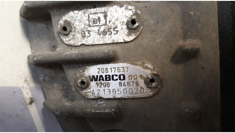 Volvo gearbox control unit - Yönetim bloku - Kamyon: fotoğraf 4 Volvo gearbox control unit - Yönetim bloku - Kamyon: fotoğraf 4