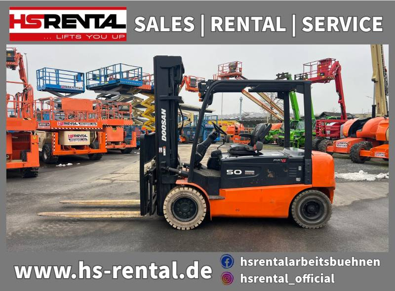Doosan B50X5 5T 6m Triplex non-marking (1840) - Elektrikli forklift: fotoğraf 1 Doosan B50X5 5T 6m Triplex non-marking (1840) - Elektrikli forklift: fotoğraf 1