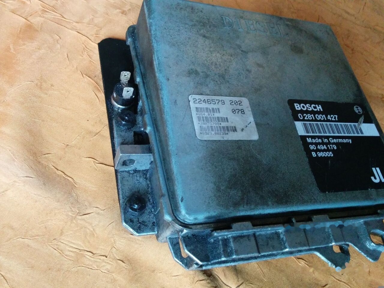 Bosch 0281001427 A 0004460839 Mercedes-Benz O405 - Yönetim bloku - Otobüs: fotoğraf 5 Bosch 0281001427 A 0004460839 Mercedes-Benz O405 - Yönetim bloku - Otobüs: fotoğraf 5