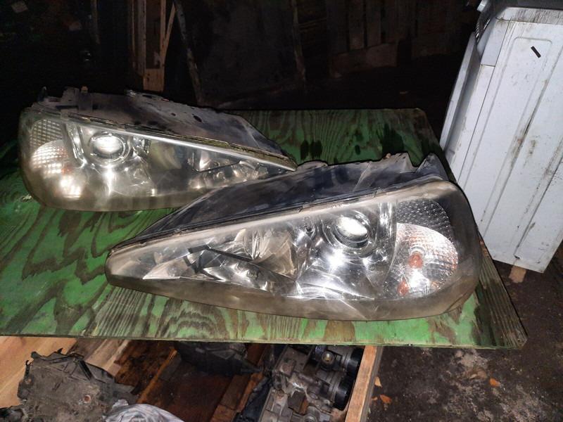 MAN . Скания . Вольво. Неоплан. - Ön far: fotoğraf 4 MAN . Скания . Вольво. Неоплан. - Ön far: fotoğraf 4