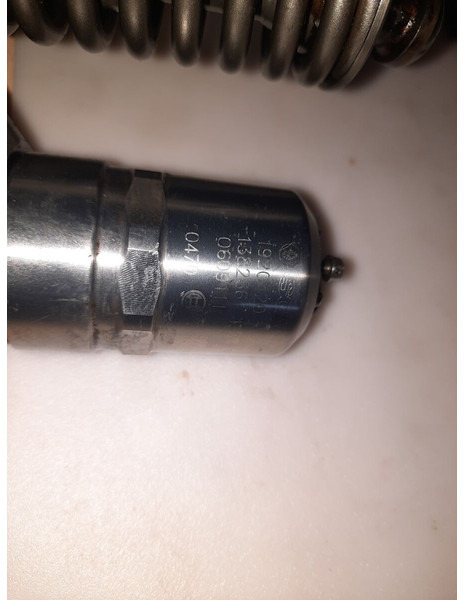 MAN мерседес -192NN9 - Yakıt filtresi: fotoğraf 5 MAN мерседес -192NN9 - Yakıt filtresi: fotoğraf 5