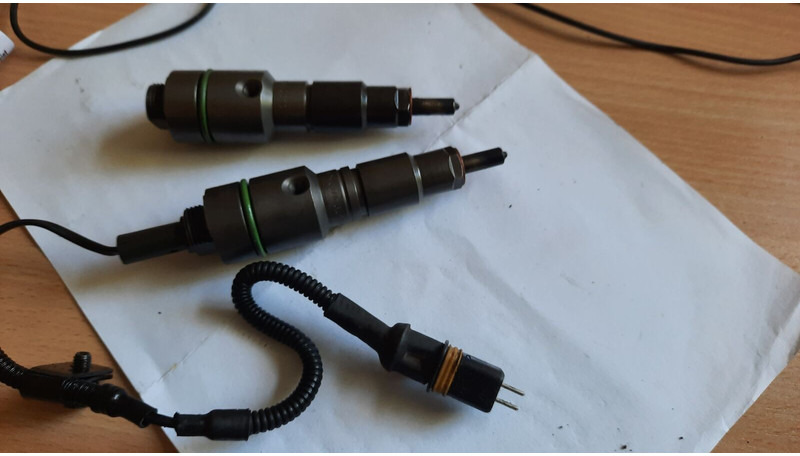 MAN мерседес -192NN9 - Yakıt filtresi: fotoğraf 2 MAN мерседес -192NN9 - Yakıt filtresi: fotoğraf 2