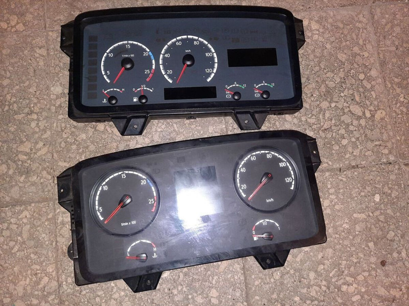 Scania МАН .Ивеко. Вольво. Рено. - Gösterge panosu: fotoğraf 4 Scania МАН .Ивеко. Вольво. Рено. - Gösterge panosu: fotoğraf 4