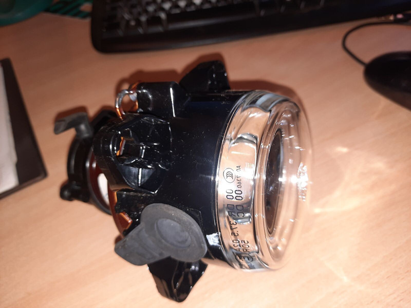 Scania Омни Линк - Ön far: fotoğraf 1 Scania Омни Линк - Ön far: fotoğraf 1