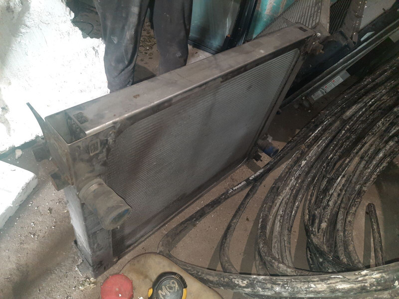 Scania man - Radyatör: fotoğraf 5 Scania man - Radyatör: fotoğraf 5