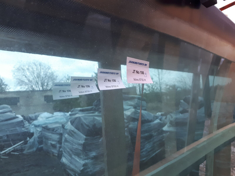 Volvo Carus 9700 - Cam ve yedek parça: fotoğraf 1 Volvo Carus 9700 - Cam ve yedek parça: fotoğraf 1