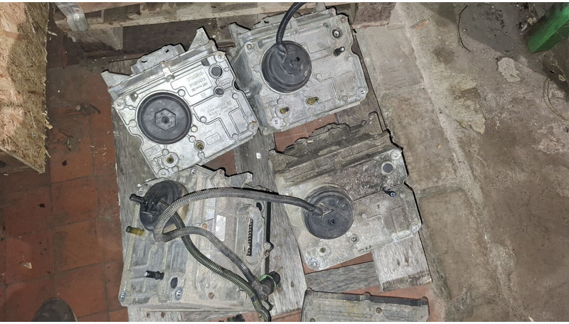 Volvo Помпа подкачки АБЛУ Б12 с подкачкой - Yakıt filtresi: fotoğraf 4 Volvo Помпа подкачки АБЛУ Б12 с подкачкой - Yakıt filtresi: fotoğraf 4