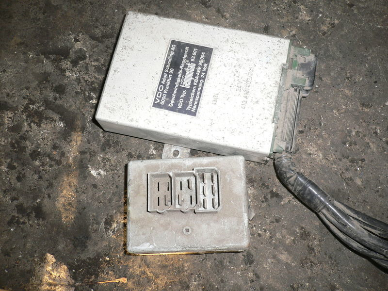 Volvo VDO 412.412/002/001 - Yönetim bloku: fotoğraf 3 Volvo VDO 412.412/002/001 - Yönetim bloku: fotoğraf 3