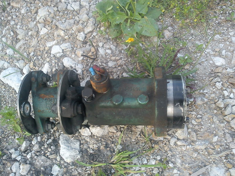 Volvo привода шкивов ремней и топливного насоса - Krank mili: fotoğraf 1 Volvo привода шкивов ремней и топливного насоса - Krank mili: fotoğraf 1