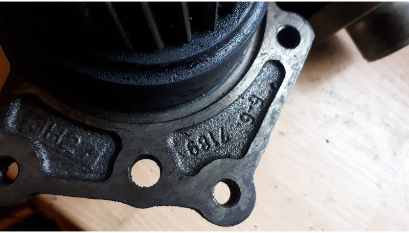 Volvo привода шкивов ремней и топливного насоса - Krank mili: fotoğraf 5 Volvo привода шкивов ремней и топливного насоса - Krank mili: fotoğraf 5