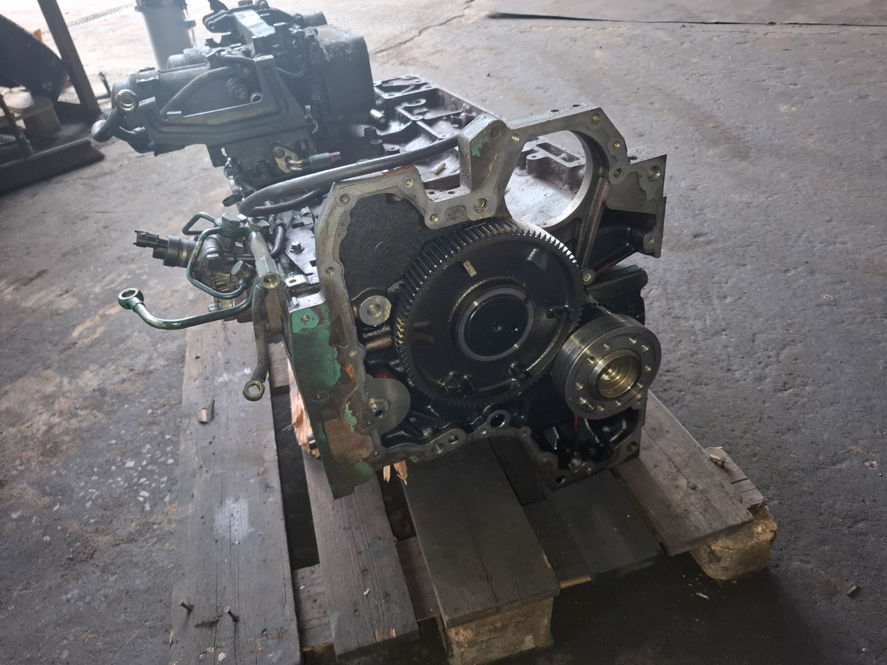 Вольво Д7Е - Yedek parça - Otobüs: fotoğraf 1 Вольво Д7Е - Yedek parça - Otobüs: fotoğraf 1