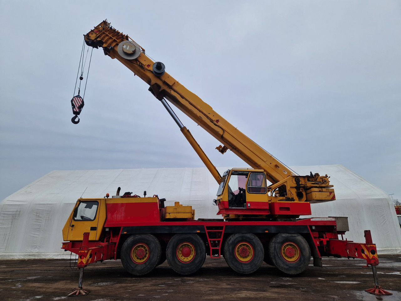 GROVE GMK4075 - All-terrain vinç: fotoğraf 1 GROVE GMK4075 - All-terrain vinç: fotoğraf 1