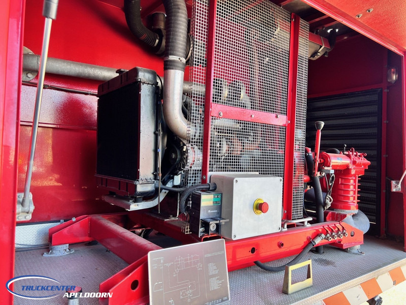Renault Thomas Sides BS13 4x4, Twin engine! - İtfaiye aracı: fotoğraf 5 Renault Thomas Sides BS13 4x4, Twin engine! - İtfaiye aracı: fotoğraf 5