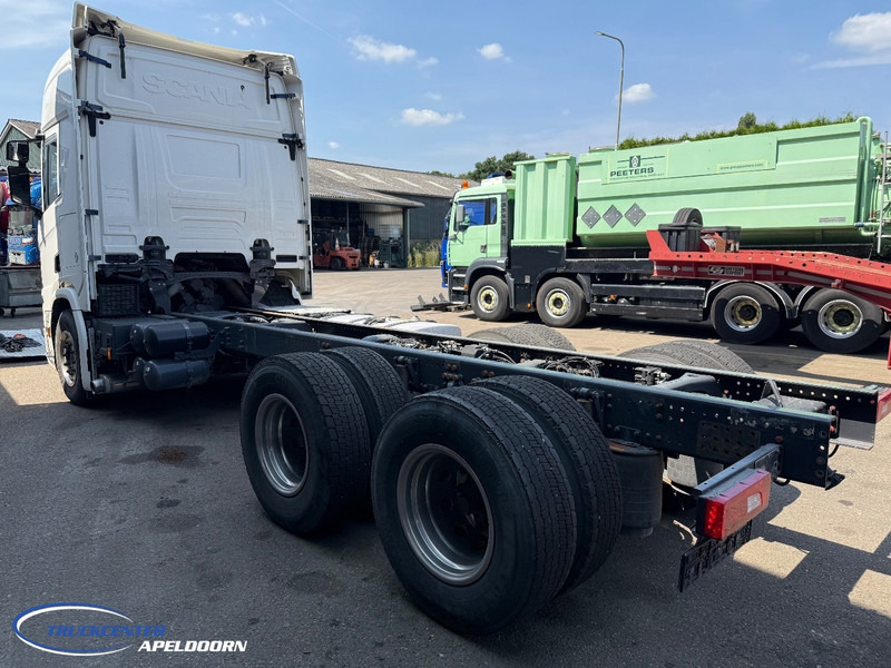 Scania R650 V8 NGS 6x4, Standclima, PTO, Retarder - Şasi kamyon: fotoğraf 4 Scania R650 V8 NGS 6x4, Standclima, PTO, Retarder - Şasi kamyon: fotoğraf 4