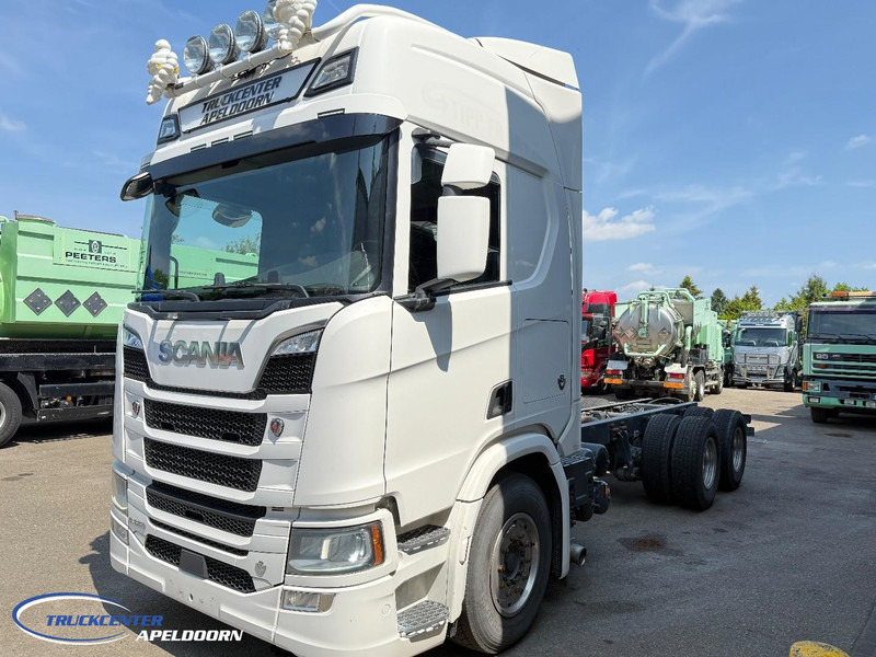 Scania R650 V8 NGS 6x4, Standclima, Retarder, PTO, 9000 Vooras - Şasi kamyon: fotoğraf 3 Scania R650 V8 NGS 6x4, Standclima, Retarder, PTO, 9000 Vooras - Şasi kamyon: fotoğraf 3