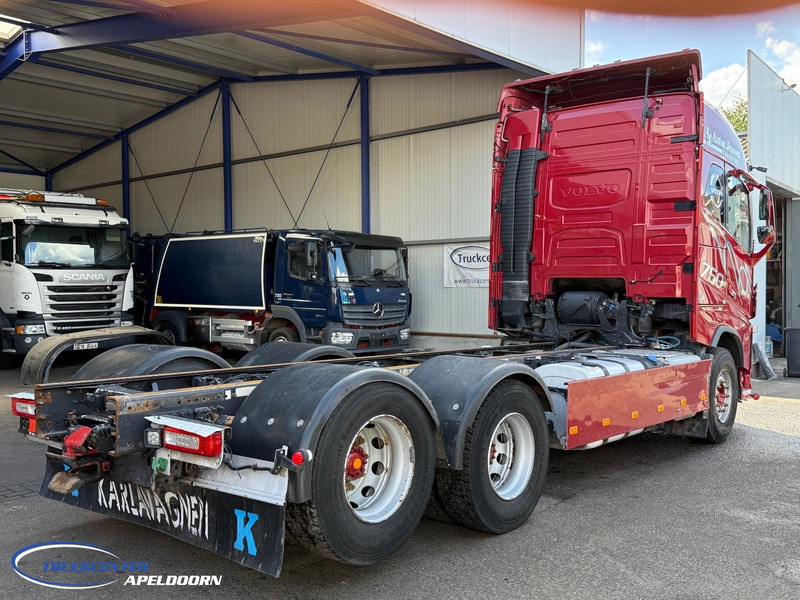 Volvo FH 750 6x4 Tandemlift, Retarder, PTO - Şasi kamyon: fotoğraf 2 Volvo FH 750 6x4 Tandemlift, Retarder, PTO - Şasi kamyon: fotoğraf 2