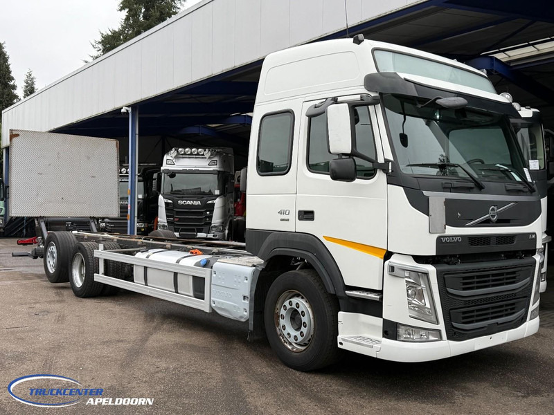 Volvo FM 410 379000 km, 6x2, Globetrotter - Şasi kamyon: fotoğraf 1 Volvo FM 410 379000 km, 6x2, Globetrotter - Şasi kamyon: fotoğraf 1