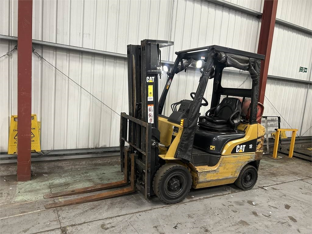 CAT GP18NT - LPG forklift: fotoğraf 2 CAT GP18NT - LPG forklift: fotoğraf 2