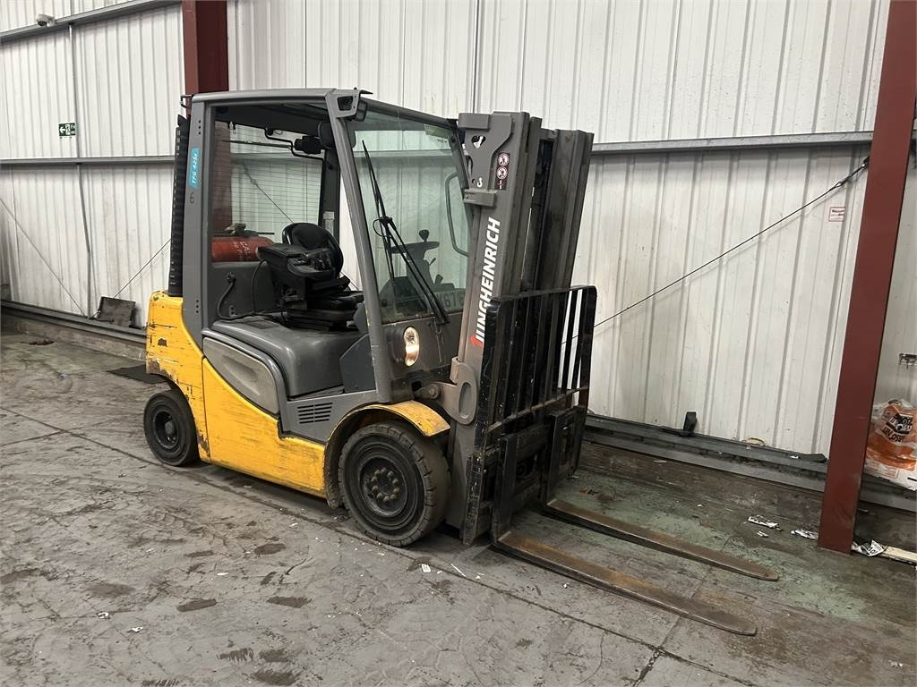 Jungheinrich TFG425S - LPG forklift: fotoğraf 4 Jungheinrich TFG425S - LPG forklift: fotoğraf 4