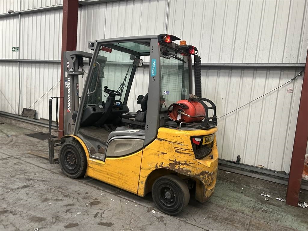 Jungheinrich TFG425S - LPG forklift: fotoğraf 3 Jungheinrich TFG425S - LPG forklift: fotoğraf 3