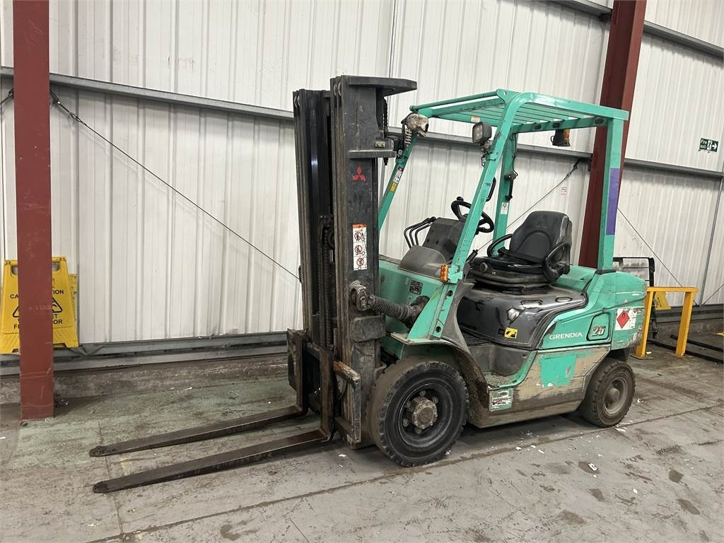 Mitsubishi FD25NT - Dizel forklift: fotoğraf 2 Mitsubishi FD25NT - Dizel forklift: fotoğraf 2