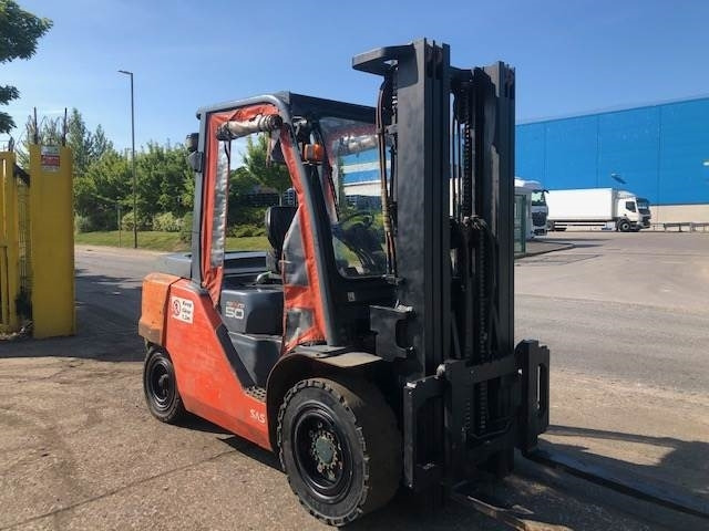 Toyota 40-8FD45N - Dizel forklift: fotoğraf 1 Toyota 40-8FD45N - Dizel forklift: fotoğraf 1