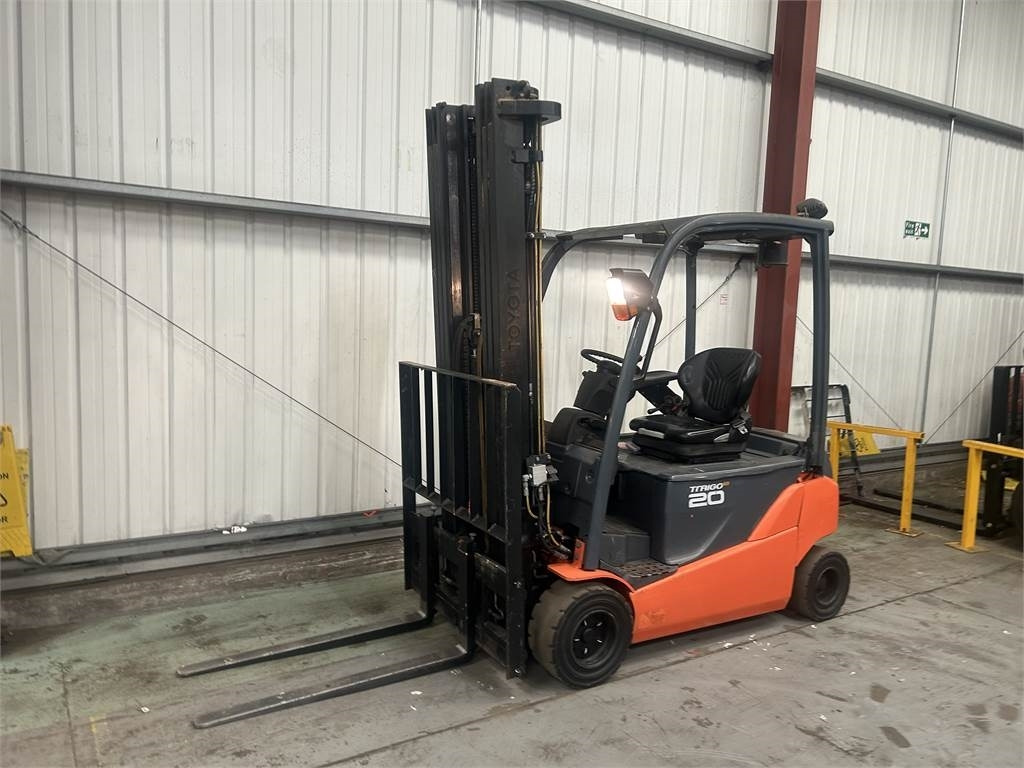 Toyota 8FBMT20 - Elektrikli forklift: fotoğraf 2 Toyota 8FBMT20 - Elektrikli forklift: fotoğraf 2