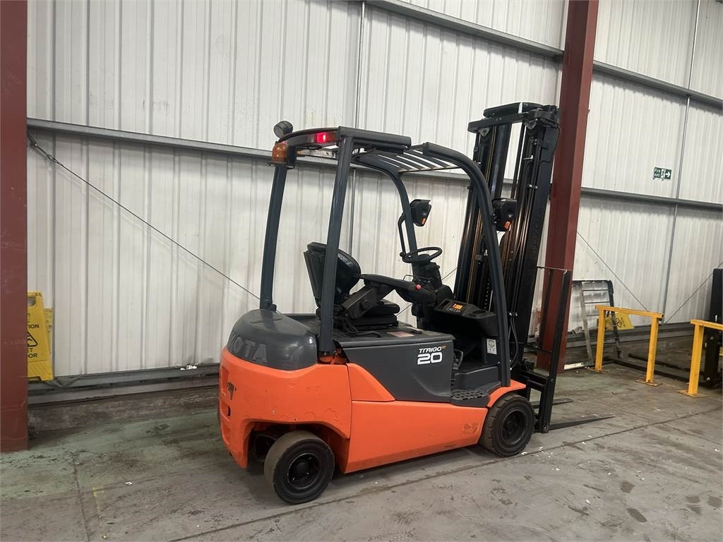 Elektrikli forklift Toyota 8FBMT20: fotoğraf 6