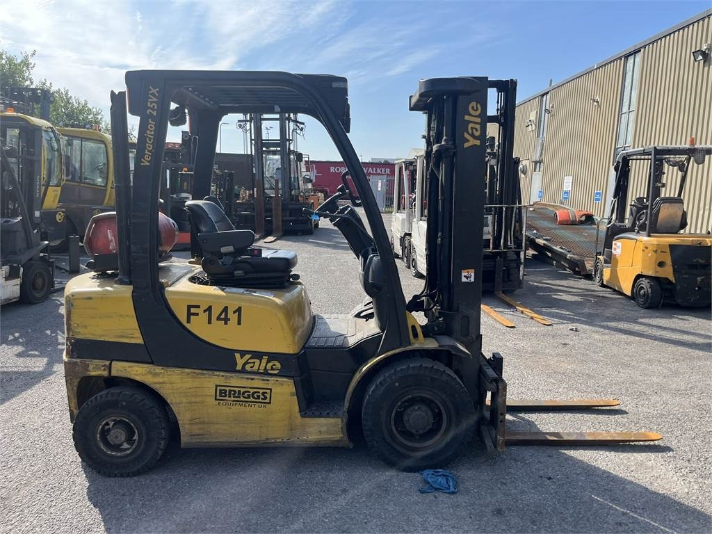 Yale GLP25VX - LPG forklift: fotoğraf 3 Yale GLP25VX - LPG forklift: fotoğraf 3