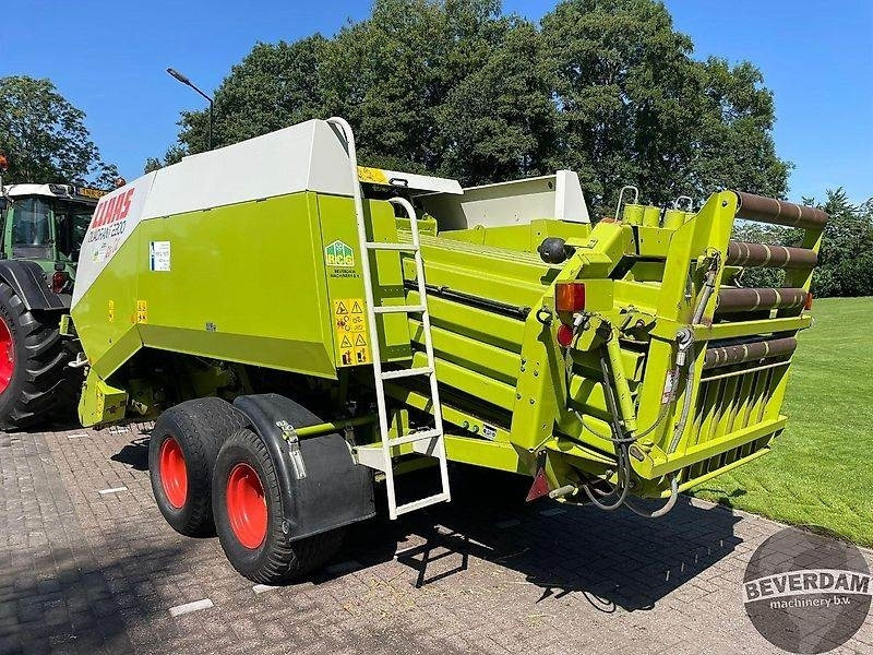 Claas Quadrant 2200 Roto Cut - Kare balya makinesi: fotoğraf 3 Claas Quadrant 2200 Roto Cut - Kare balya makinesi: fotoğraf 3