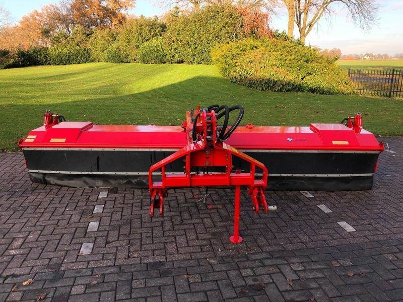 Dücker SFK 4500 veegmachine - Çayır biçme makinesi: fotoğraf 5 Dücker SFK 4500 veegmachine - Çayır biçme makinesi: fotoğraf 5