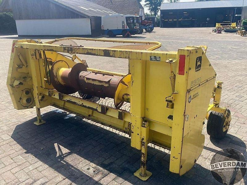 John Deere 630 A - Hasat makinesi aksesuarları: fotoğraf 4 John Deere 630 A - Hasat makinesi aksesuarları: fotoğraf 4