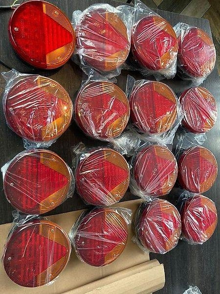 Krone achterlichten - Arka far - Tarım araçları: fotoğraf 2 Krone achterlichten - Arka far - Tarım araçları: fotoğraf 2