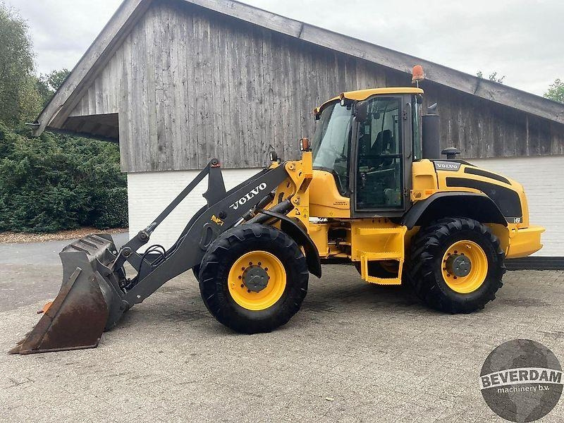 Volvo L45F - Tekerlekli yükleyici: fotoğraf 2 Volvo L45F - Tekerlekli yükleyici: fotoğraf 2