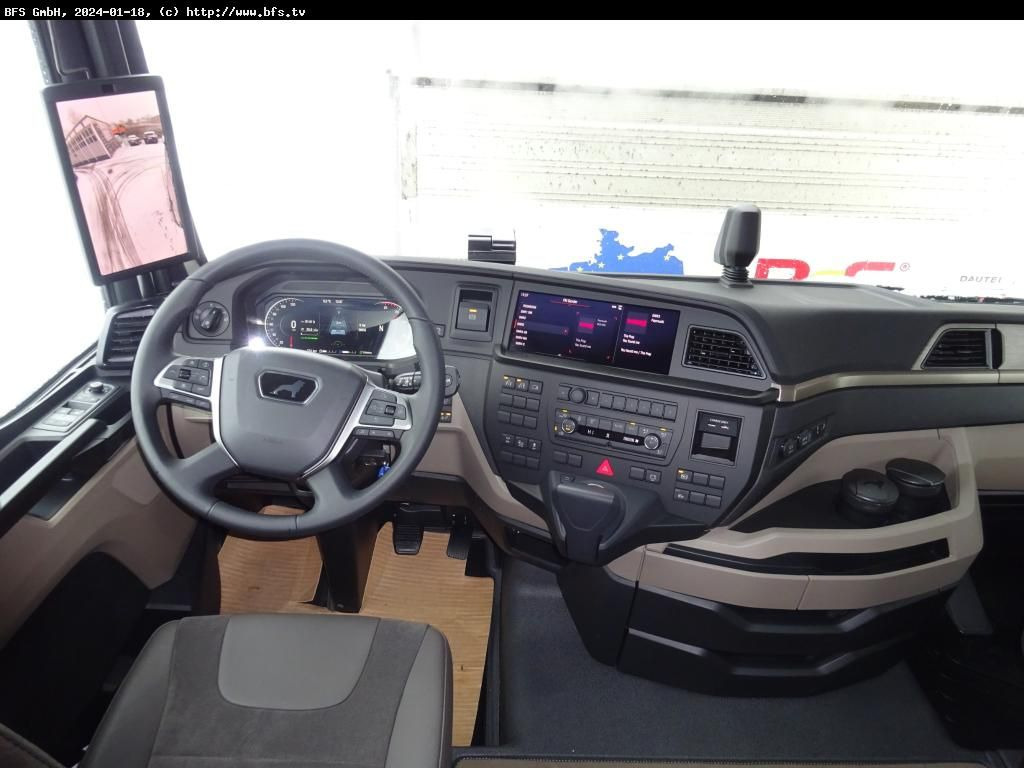 MAN TGX (TG3) 18.640 4x2 LL SA D38, Spiegellos MAN TGX (TG3) 18.640 4x2 LL SA D38, Spiegellos - Çekici: fotoğraf 4 MAN TGX (TG3) 18.640 4x2 LL SA D38, Spiegellos MAN TGX (TG3) 18.640 4x2 LL SA D38, Spiegellos - Çekici: fotoğraf 4