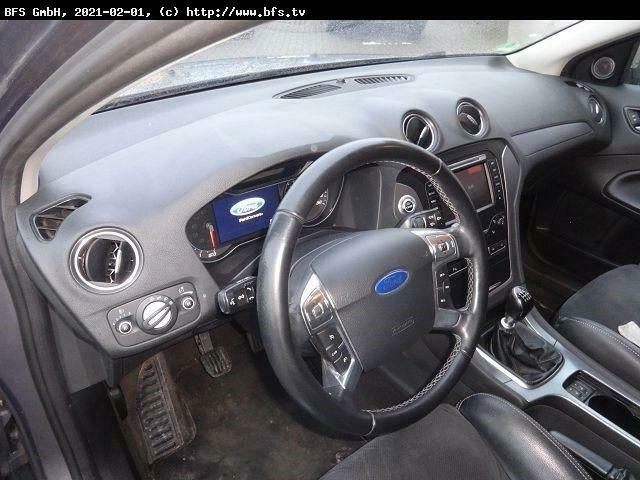 Ford Mondeo - Binek araba: fotoğraf 4 Ford Mondeo - Binek araba: fotoğraf 4