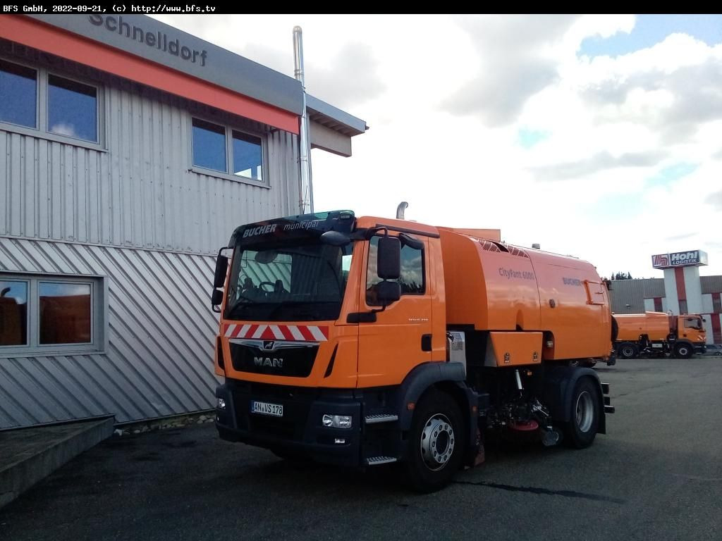 MAN TGM 15.290 4x2 BL CityFant 6000 SH Doppelseitige - Yol süpürme aracı: fotoğraf 1 MAN TGM 15.290 4x2 BL CityFant 6000 SH Doppelseitige - Yol süpürme aracı: fotoğraf 1