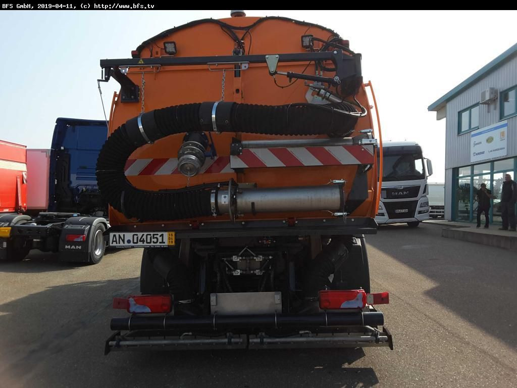 MAN TGS 18.360 4X2 LL Bucher OF 8000 RS beids. WK HD - Yol süpürme aracı: fotoğraf 3 MAN TGS 18.360 4X2 LL Bucher OF 8000 RS beids. WK HD - Yol süpürme aracı: fotoğraf 3