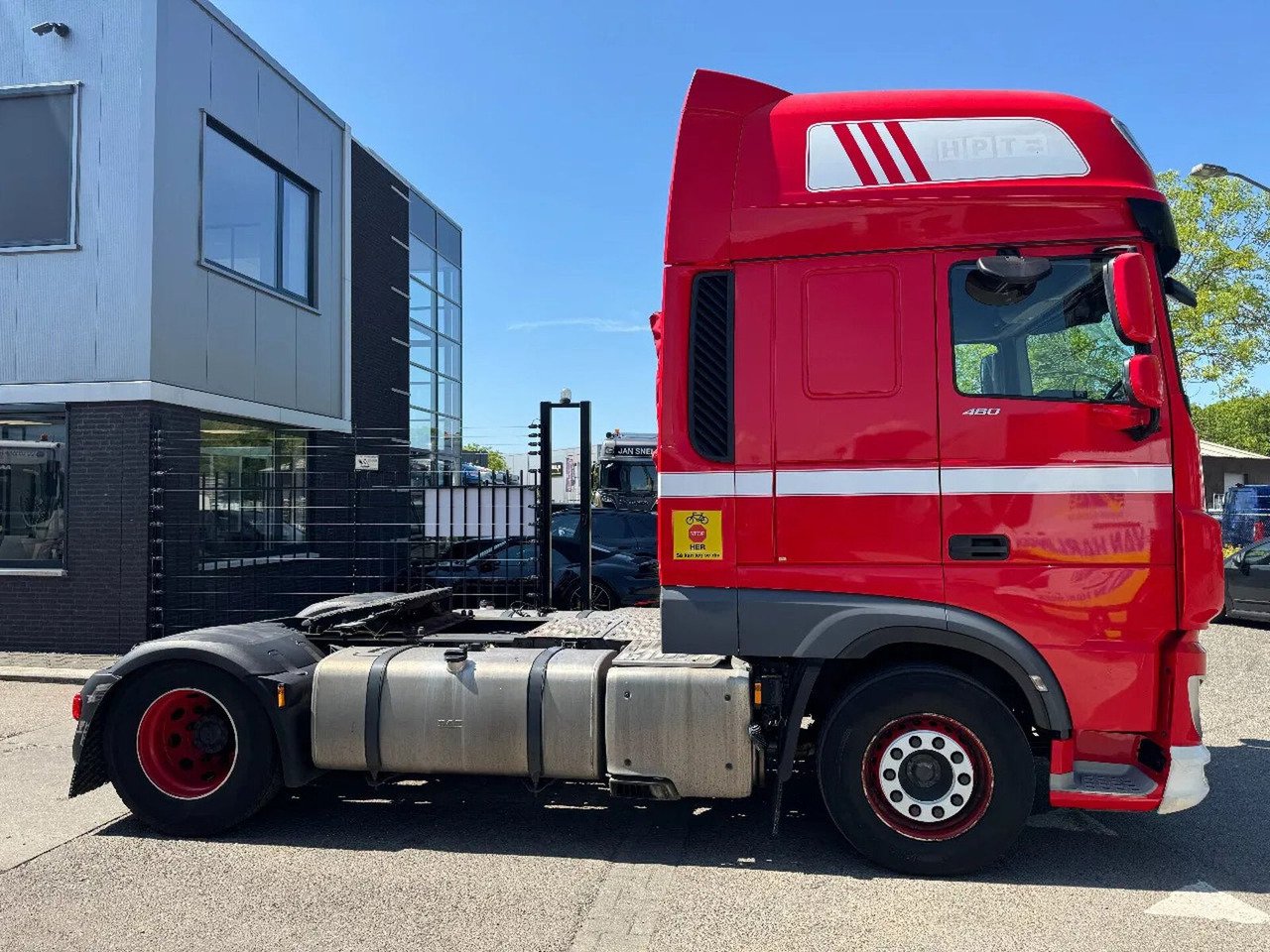 DAF XF 480 4X2 EURO 6 7 UNITS STANDKLIMA - Çekici: fotoğraf 5 DAF XF 480 4X2 EURO 6 7 UNITS STANDKLIMA - Çekici: fotoğraf 5