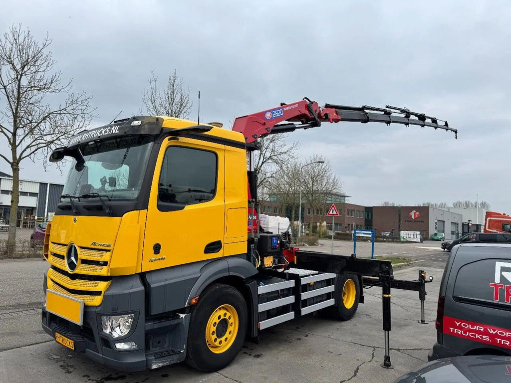 Mercedes-Benz Actros 1845 4X2 - EURO 6 + HMF 2820 + REMOTE + O - Çekici: fotoğraf 2 Mercedes-Benz Actros 1845 4X2 - EURO 6 + HMF 2820 + REMOTE + O - Çekici: fotoğraf 2