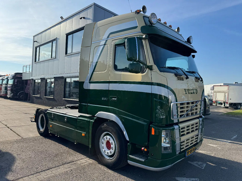 Volvo FH 16.550 4X2 - EURO 3 + FULL SPOILER + MANUAL GEAR - Çekici: fotoğraf 3 Volvo FH 16.550 4X2 - EURO 3 + FULL SPOILER + MANUAL GEAR - Çekici: fotoğraf 3