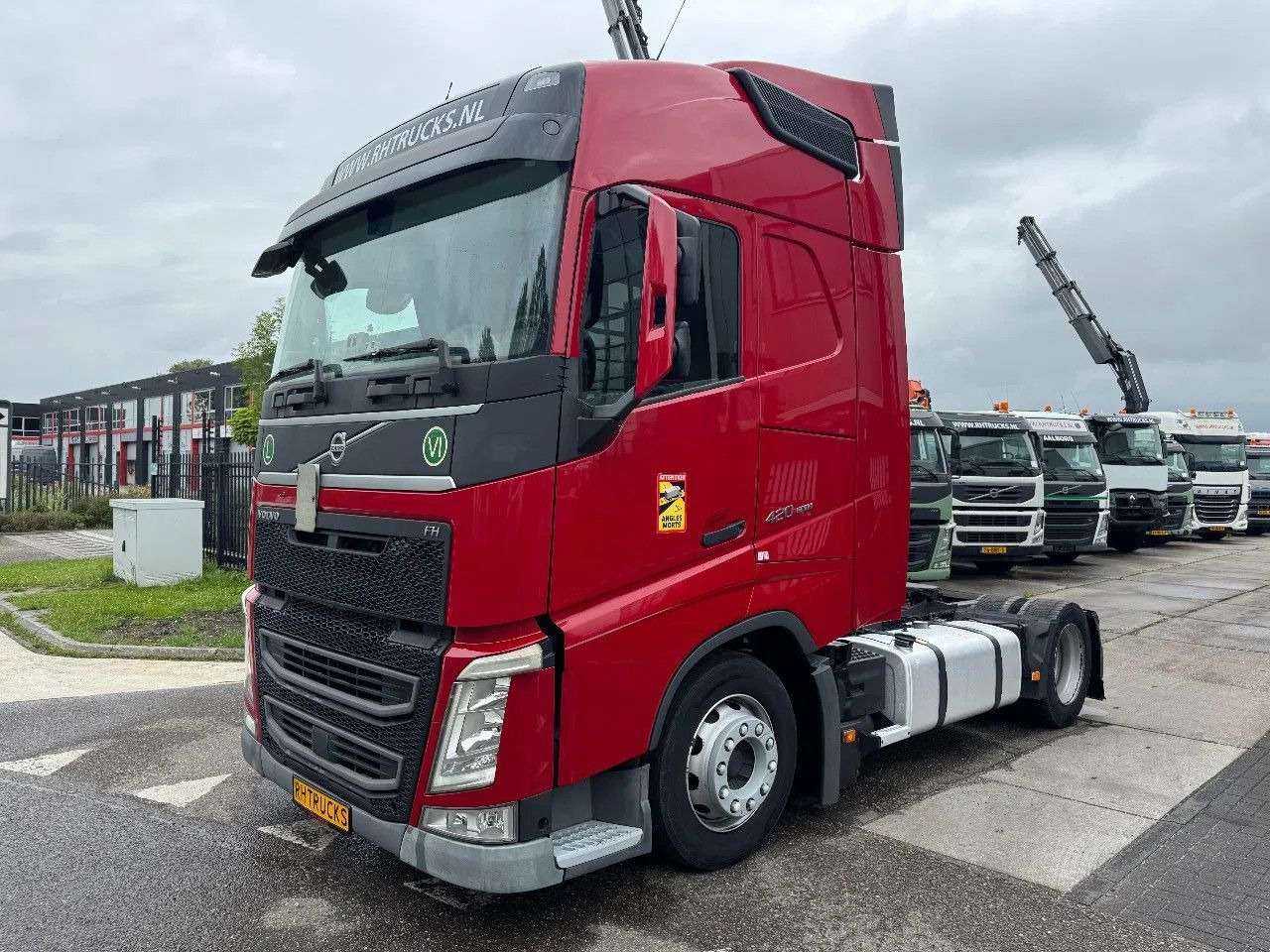 Volvo FH 420 4X2 - EURO 6 + LOW DECK - Çekici: fotoğraf 1 Volvo FH 420 4X2 - EURO 6 + LOW DECK - Çekici: fotoğraf 1